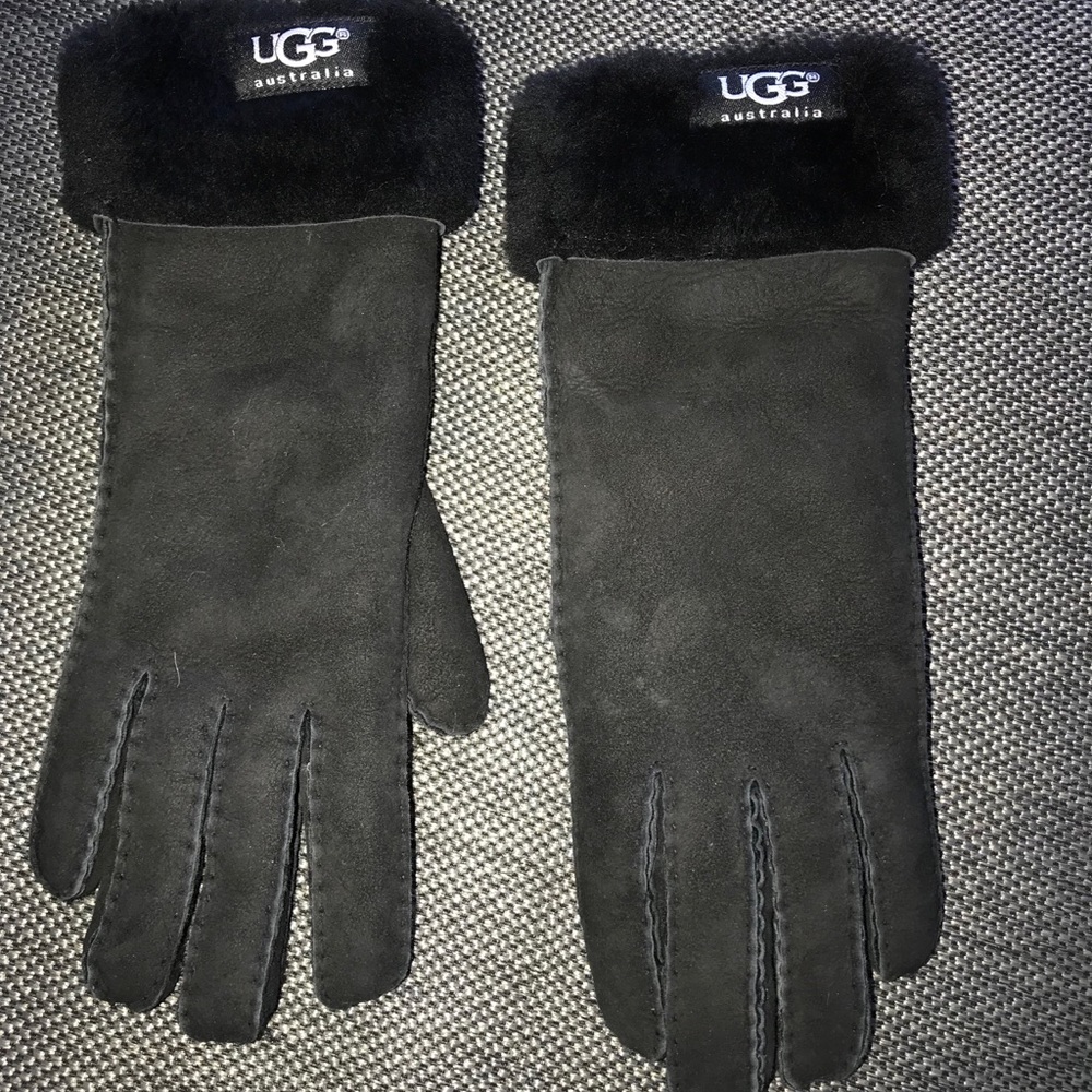 UGG gloves